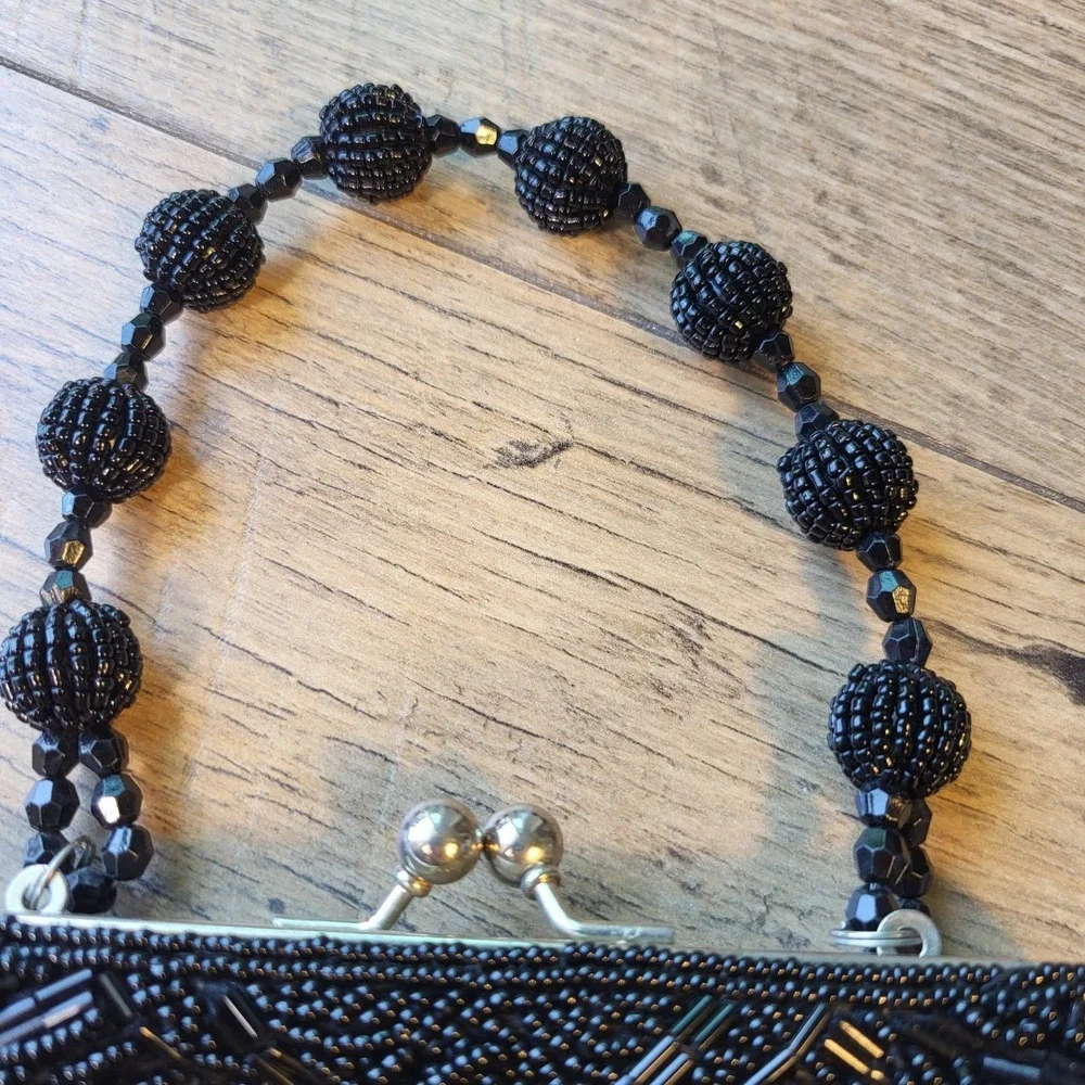 Vintage Black Beaded Shell Evening Bag Kiss Lock Clutch Beaded Handle Formal
